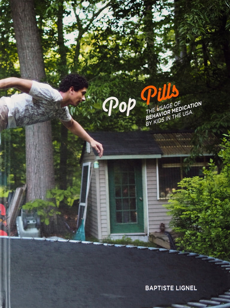 Baptiste Lignel: Pop Pills - The Usage of Behavior Medication by Kids in the U.S.A., Dewi Lewis Publishing, 2016.