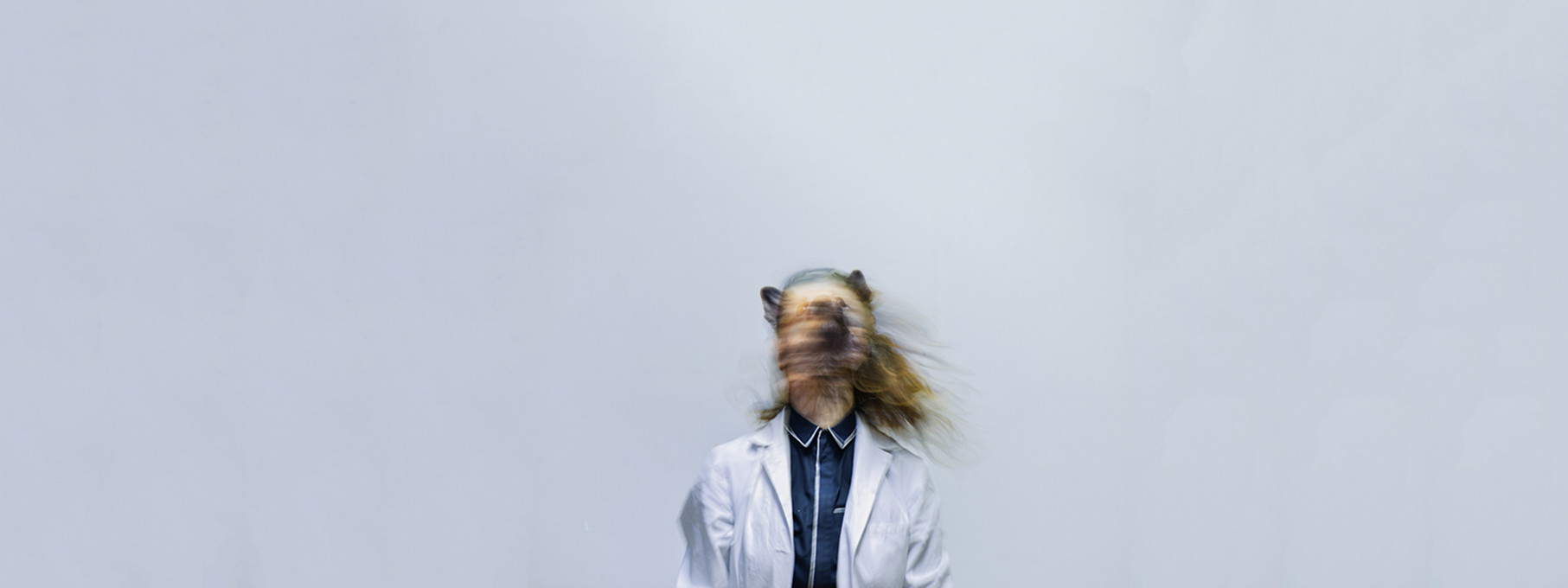 Maja Smrekar: K-9_topology: ARTE_mis, 2017. Anže Sekelj and Hana Jošić. Courtesy of Maja Smrekar.