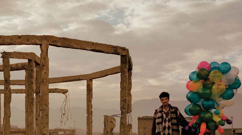 Liam Kennedy and Caitlin Patrick, eds.: The Violence of the Image - Photography and International Conflict, Tauris, 2014.