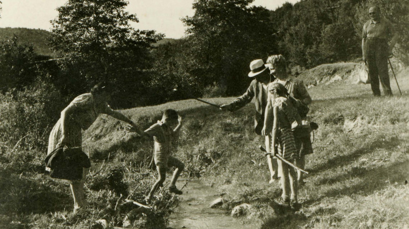 Family Sekelj in Bakonyszentlászló, Hungary; Date: 1942/44. Photo Credit: Jewish Historical Museum (Portraits and memories), Belgrade, Serbia, courtesy of Andrija Sekelj.