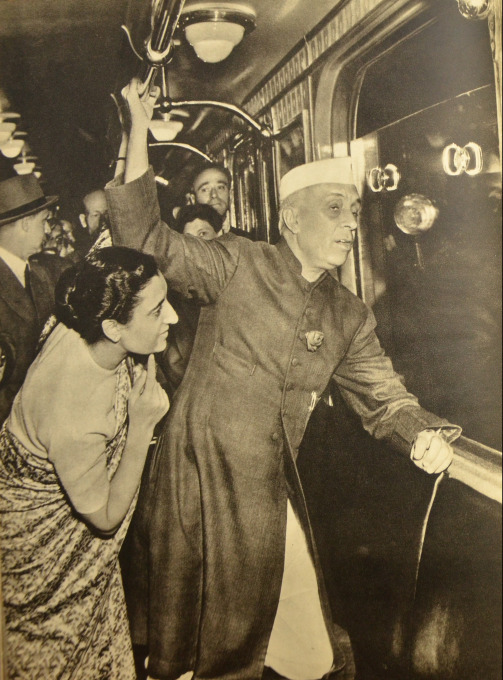 Figure 3. Jawaharlal Nehru and his party in the Moscow Metro, NML-60864 in Jawaharlal Nehru in the Soviet Union (Moscow: State Fine Arts Publishing House, 1955). Reproduced by permission of Nehru Memorial Library, New Delhi.